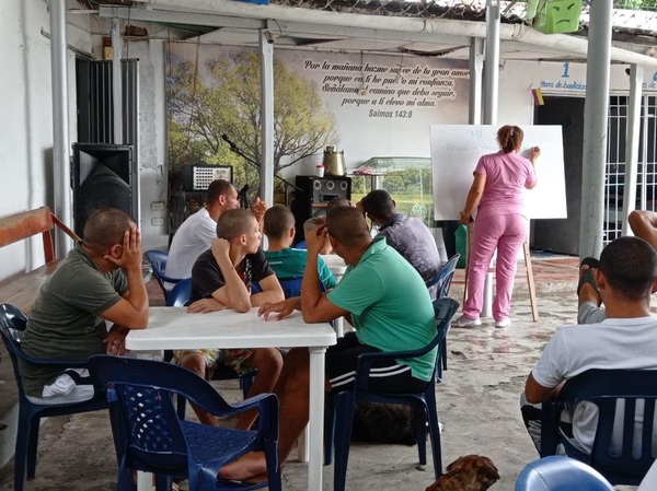 Co032 Centro de rehabilitación de adicciones Departamento Estado o Provincia: Cesar Alcoholismo, Comportamientos, Drogadicción, Juego, Tecnología en Valledupar Pais: Colombia