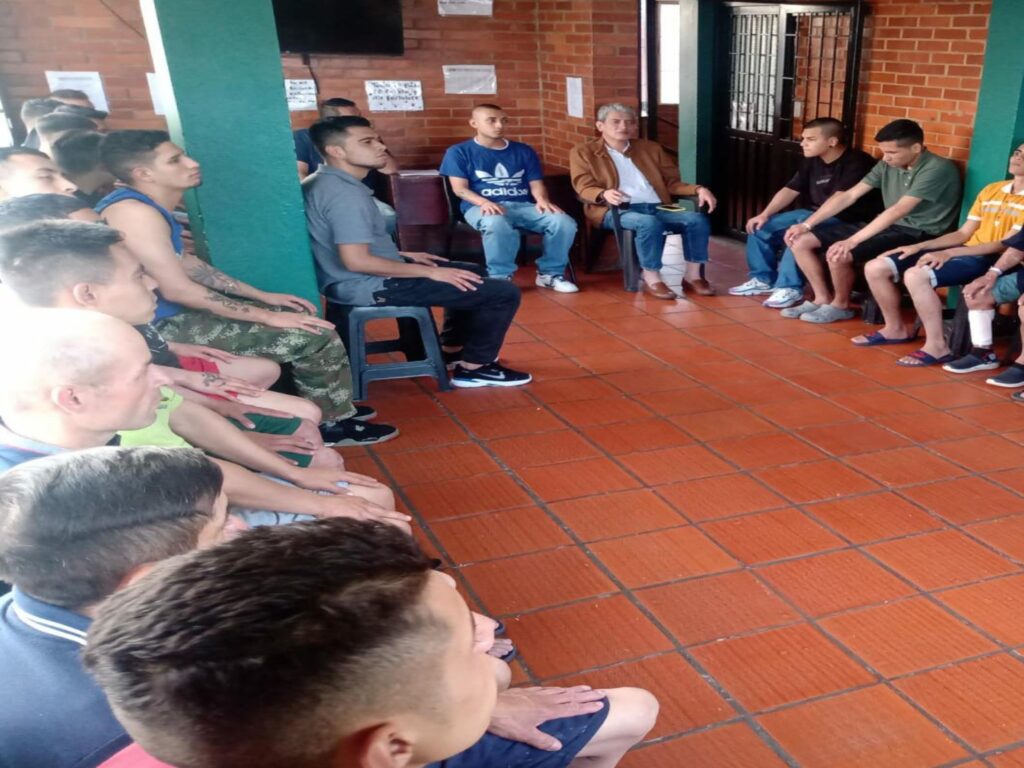 141 Centro de rehabilitación de adicciones Bogotá Cundinamarca