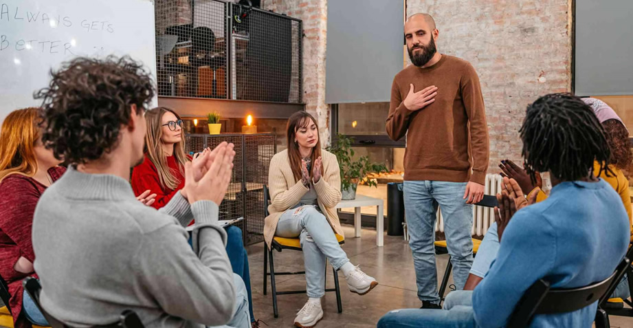 Terapia de grupo ambulatoria – Hogares Bethel